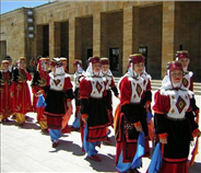 T.C.Kültür Ve Turizm Bakanlığı Güzel Sanatlar Genel Müdürlüğü Devlet Halk Dansları Topluluğuna Bağlı Gençlik Halk Dansları Ve Halk Müziği Topluluğu Ankara